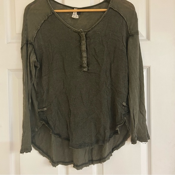 FREE PEOPLE Sunday Distressed Henley Tee - Picture 8 of 8